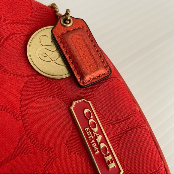 Coach Cosmetic Case (Limited Edition) - Picture 6 of 7